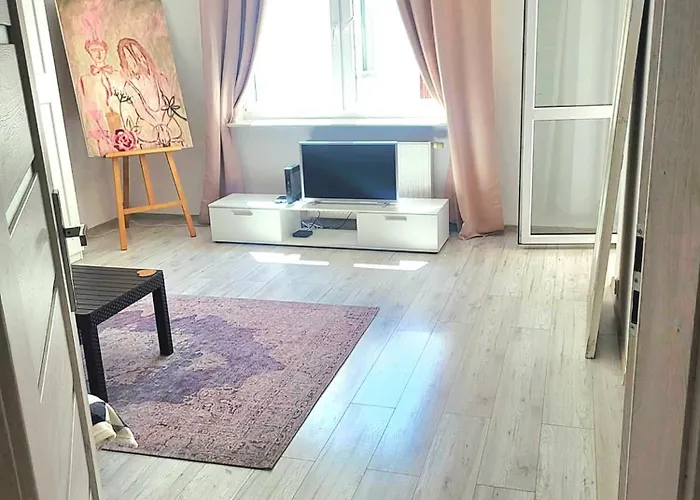 W Gdyni Przy Lesie *